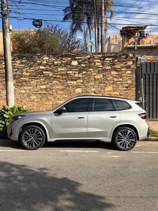 BMW X1 2.0 16V TURBO GASOLINA SDRIVE20I M SPORT STEPTRONIC BMW X1 2.0 16V TURBO GASOLINA SDRIVE20I M SPORT STEPTRONIC